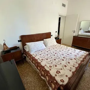  Appartamento Casa Gerry, A Due Passi Dal Mare Italia