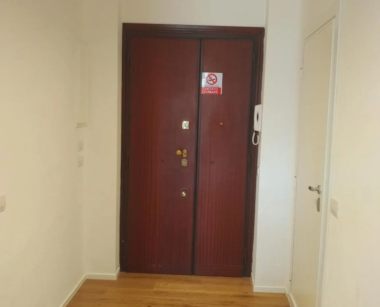 Apartment Via Raffaele Balestra Rome